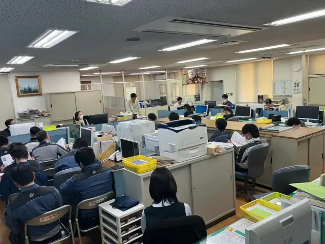 研修会の様子👷‍♀️🔨
今月の研修会はノーリツ様による業務用給湯器の講習でした☺️
クイズ形式で問題を出していただき、
大変勉強になりました📚🌟
ありがとうございました😊